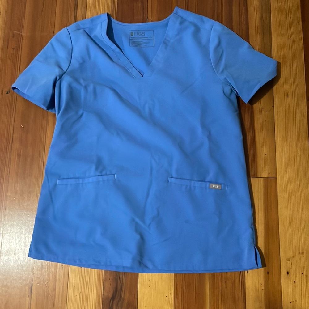 FIGS Scrub Top